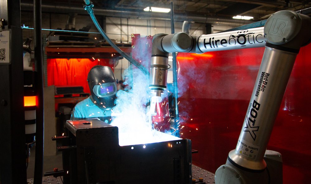 UR10e robots help automate arc welding at Hirebotics