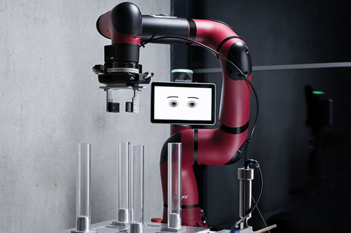 Rethink Robotics GmbH announces Sawyer Black Edition cobot, new CEO