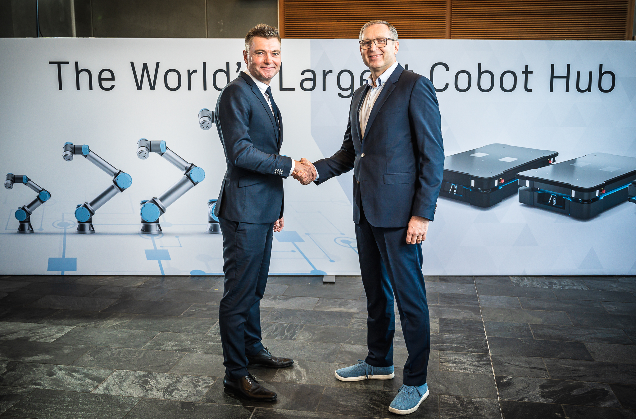 Forladt kimplante overliggende MiR, Universal Robots opening $36M 'cobot hub' in Denmark