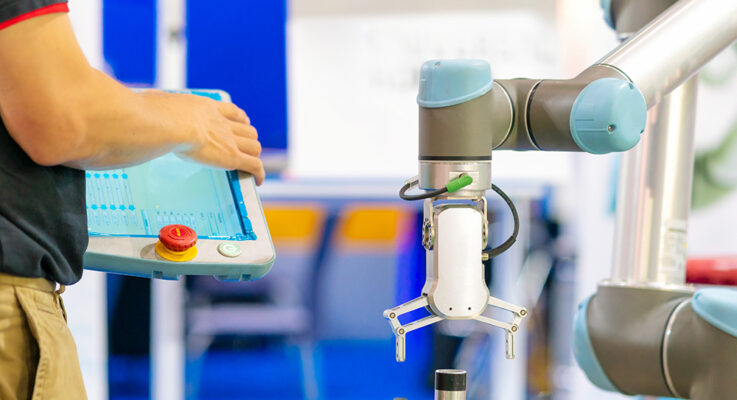 Cobot market to rapidly grow to $7.2B by 2030, predicts ABI Research